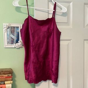 Vintage magenta hot pink camisole chemise top floral embroidery scallop braided